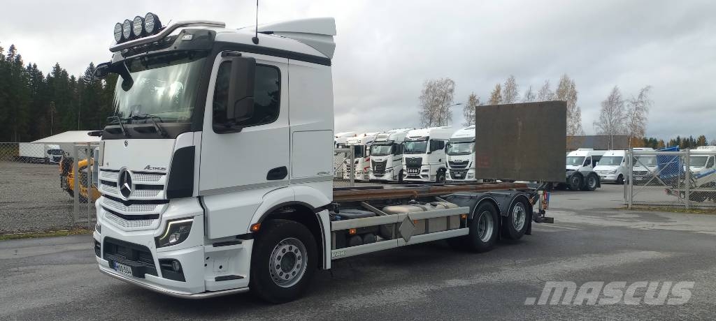 Mercedes-Benz Actros L2553 6x2 Containerbil