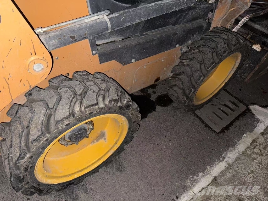 CASE SR 220B Kompaktlader