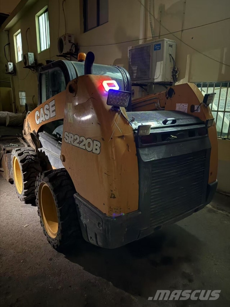 CASE SR 220B Kompaktlader