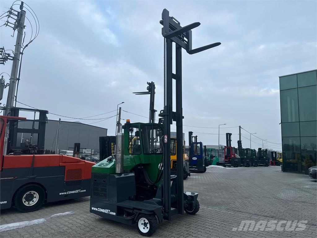 Combilift C2500 // Perfect // Compact 4 vías o cuatro caminos
