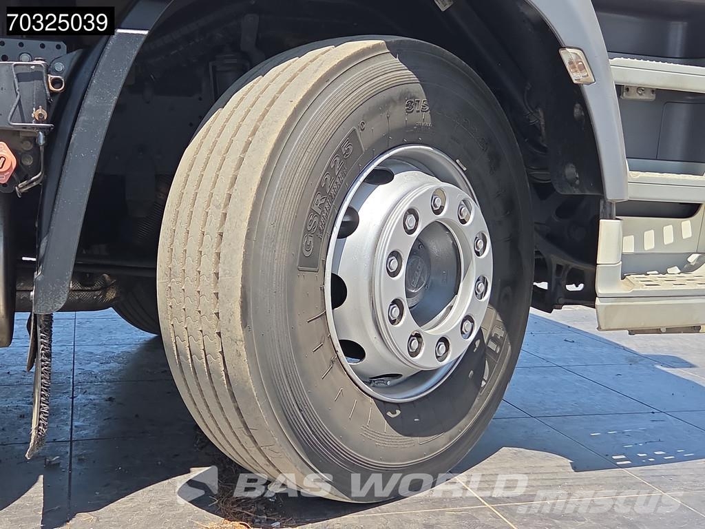 DAF CF 460 4X2 Caja 7,46m 2000kg Plataforma Dhollandia Skåpbilar