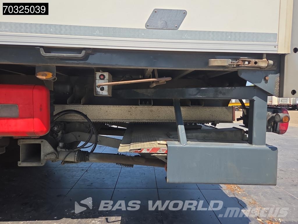 DAF CF 460 4X2 Caja 7,46m 2000kg Plataforma Dhollandia Skåpbilar