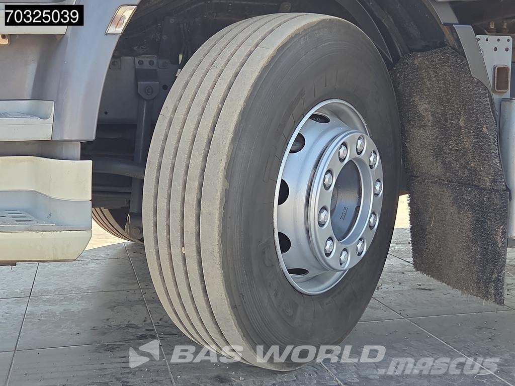 DAF CF 460 4X2 Caja 7,46m 2000kg Plataforma Dhollandia Skåpbilar