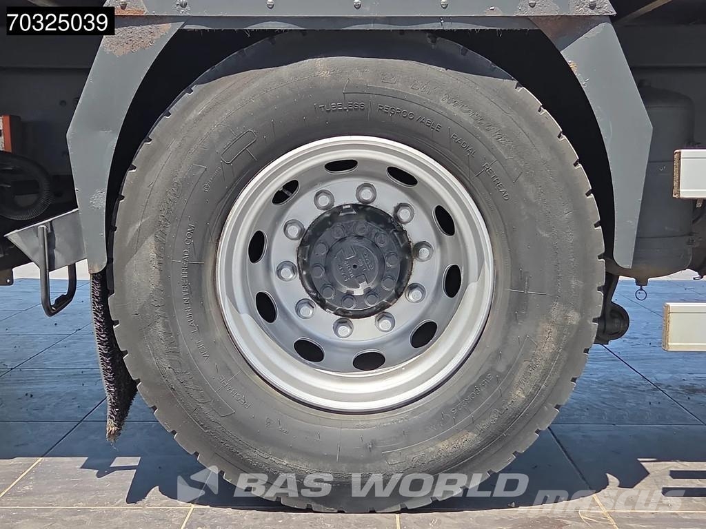 DAF CF 460 4X2 Caja 7,46m Plataforma Dhollandia Euro 6 Camiones caja cerrada