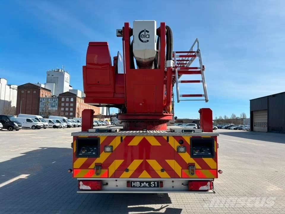 Scania P 340 شاحنات حريق