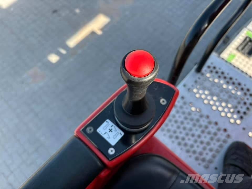 Scania P 340 شاحنات حريق