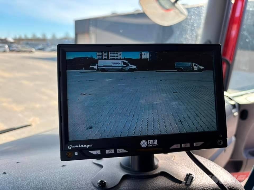 Scania P 340 شاحنات حريق