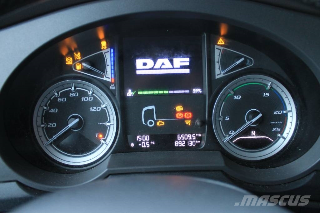 DAF XF 530 FTS 曳引機組件