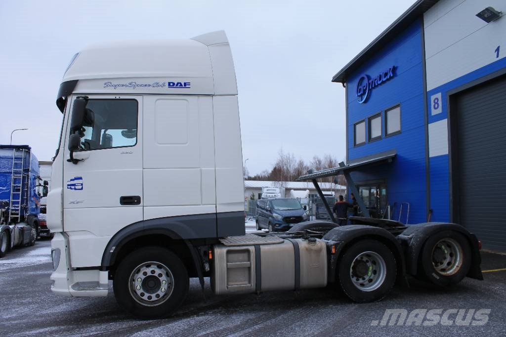 DAF XF 530 FTS 曳引機組件