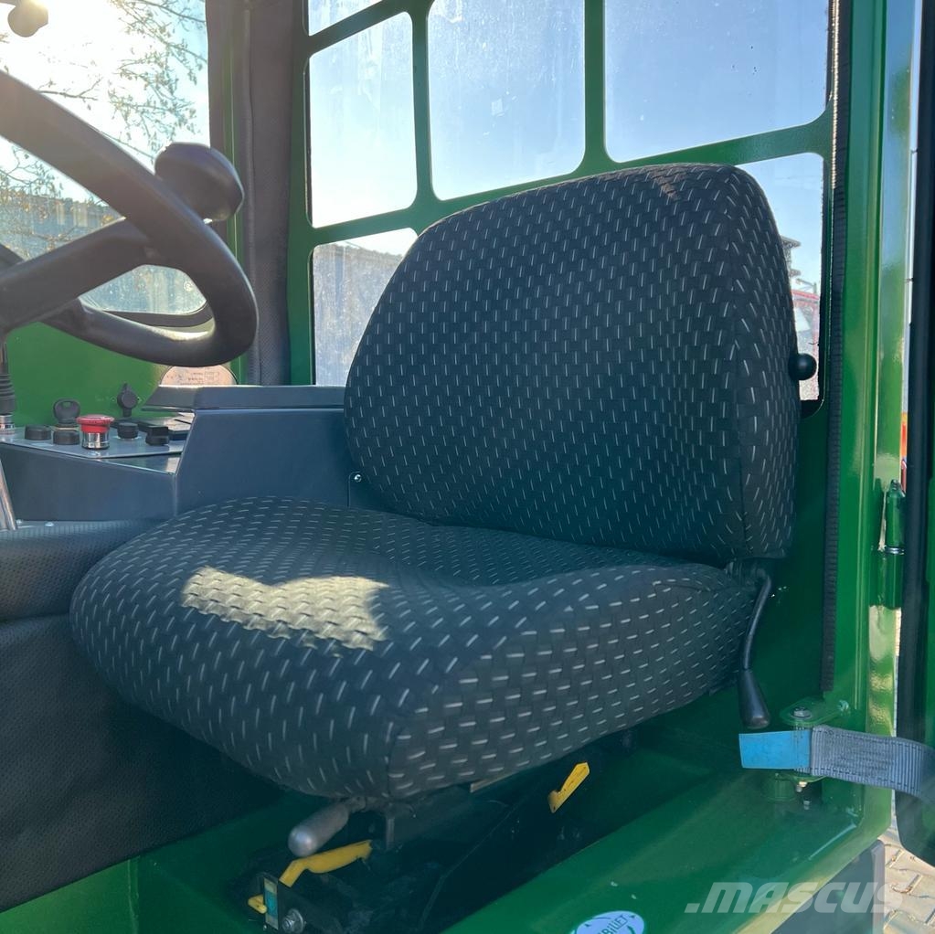 Combilift [DISCOUNT-SALE] C4500 *10m lifting height!* 4-way reach trucks
