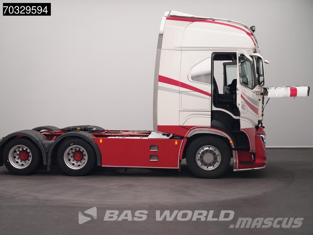 Iveco X-Way 570 S-Way 6X4 Retarder Alcoa's Navi ACC Camiones tractor