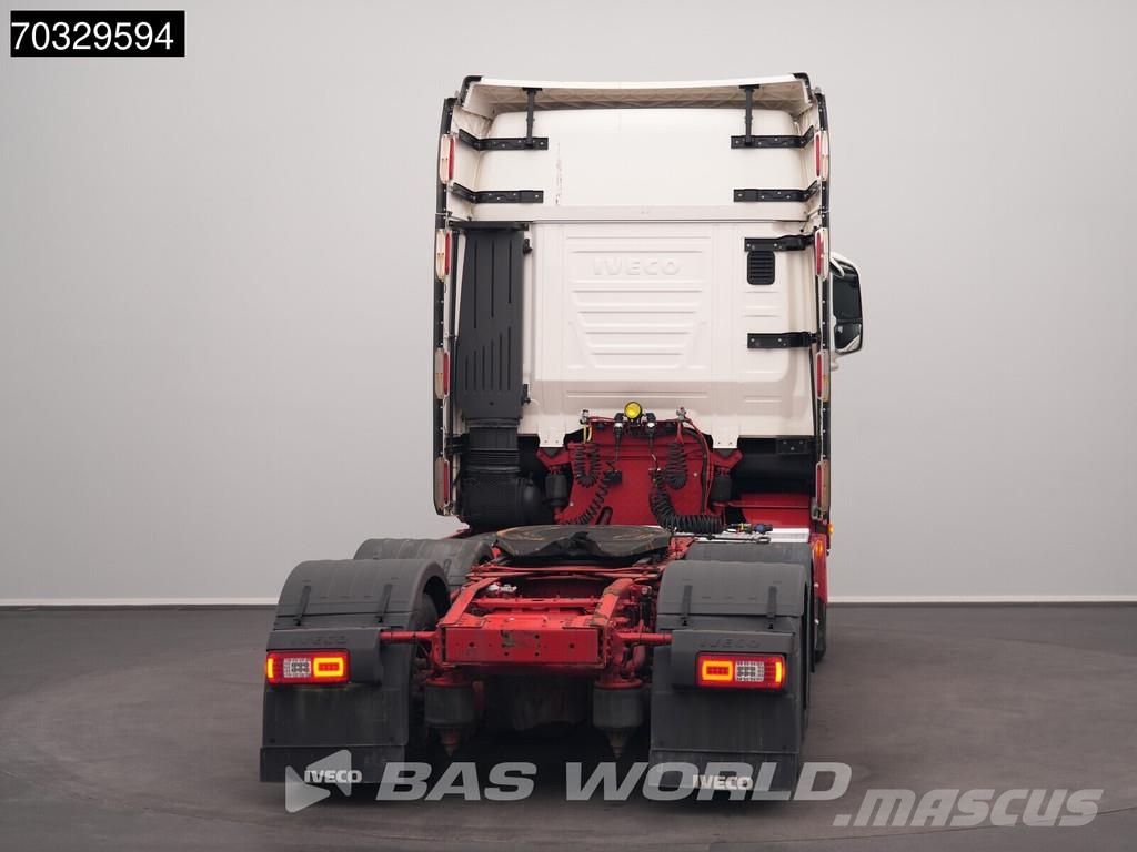 Iveco X-Way 570 S-Way 6X4 Retarder Alcoa's Navi ACC Camiones tractor