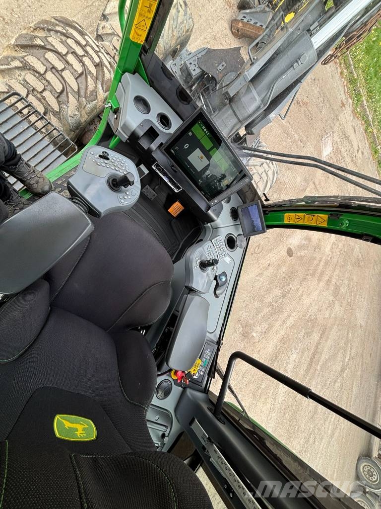 John Deere 1270G Harvesters