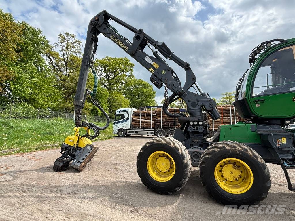 John Deere 1270G Harvesters