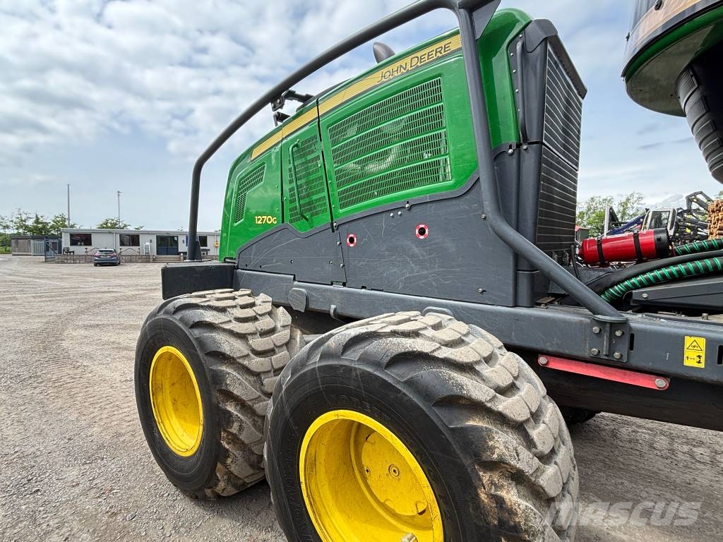 John Deere 1270G Harvesters