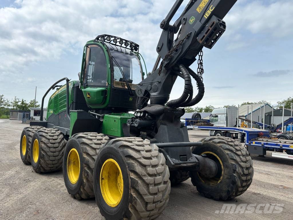 John Deere 1270G Harvesters