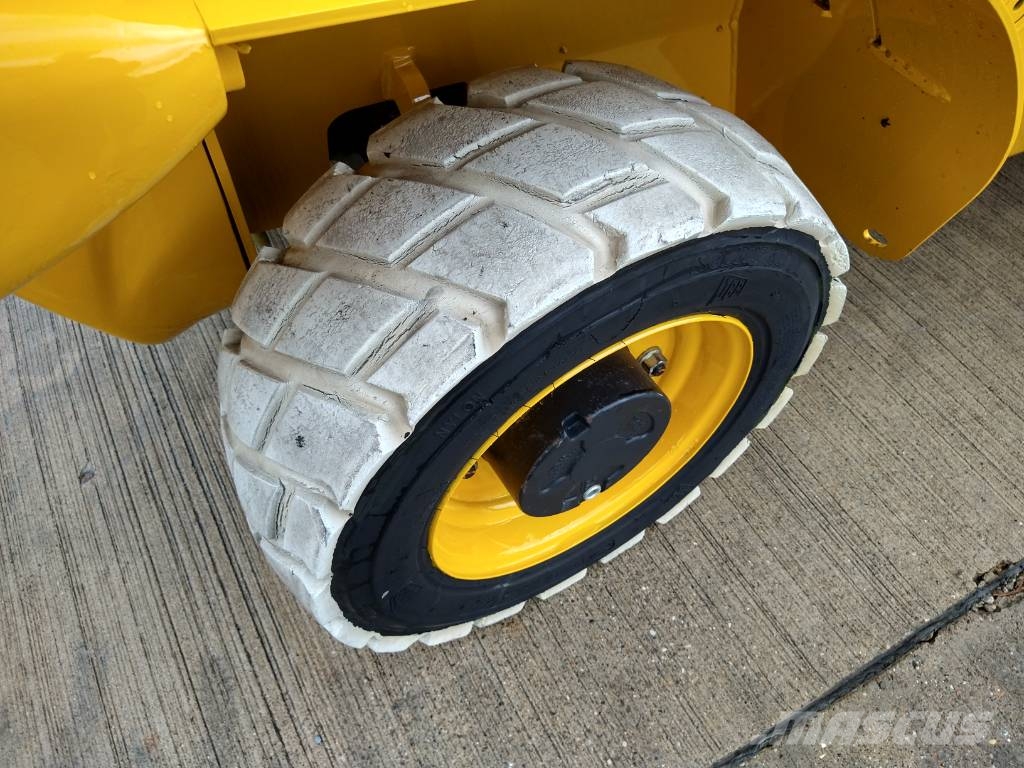 JCB 520-40 4WS (155) Teleskoplader