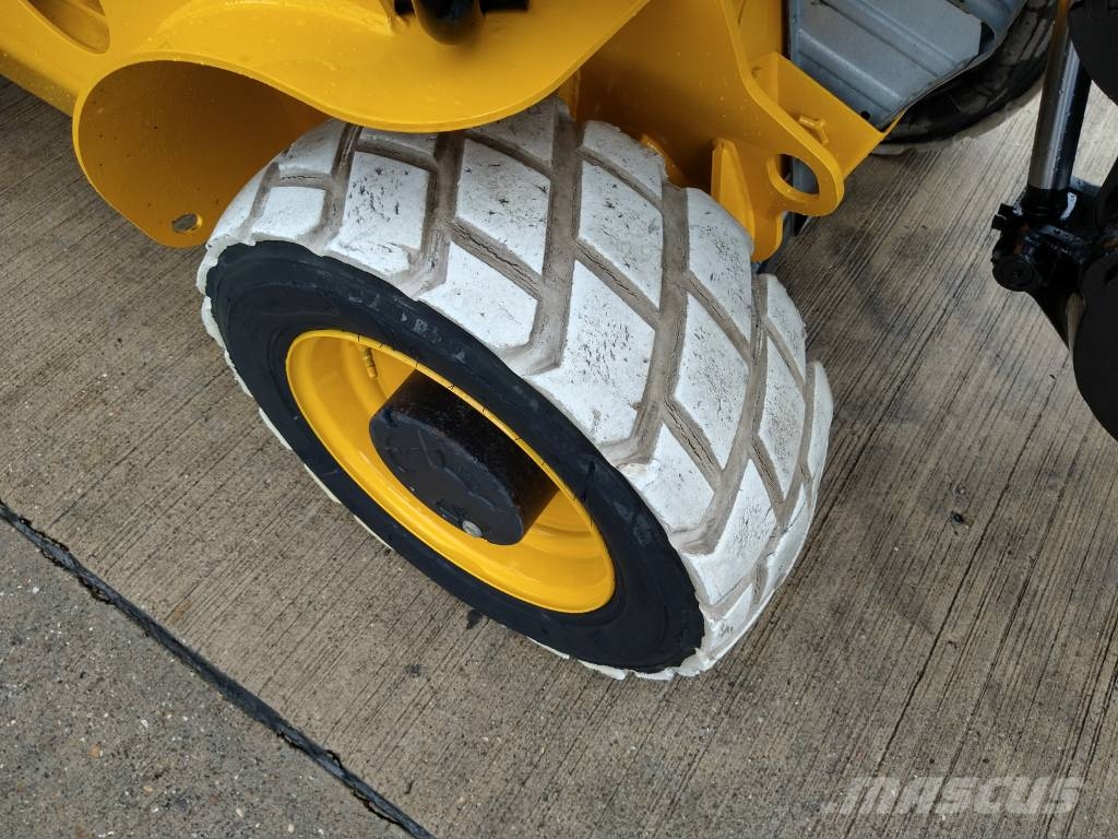JCB 520-40 4WS (155) Teleskoplader