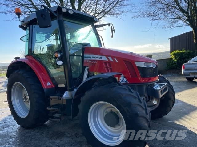 Massey Ferguson 5712 Traktorid