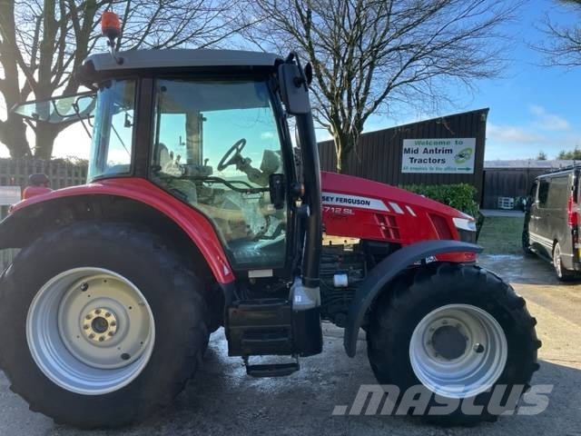 Massey Ferguson 5712 Traktorid