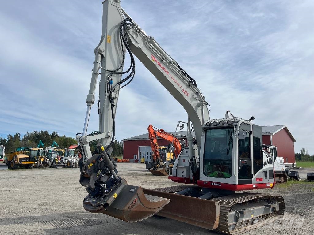 Takeuchi TB 2150 R Paletli ekskavatörler