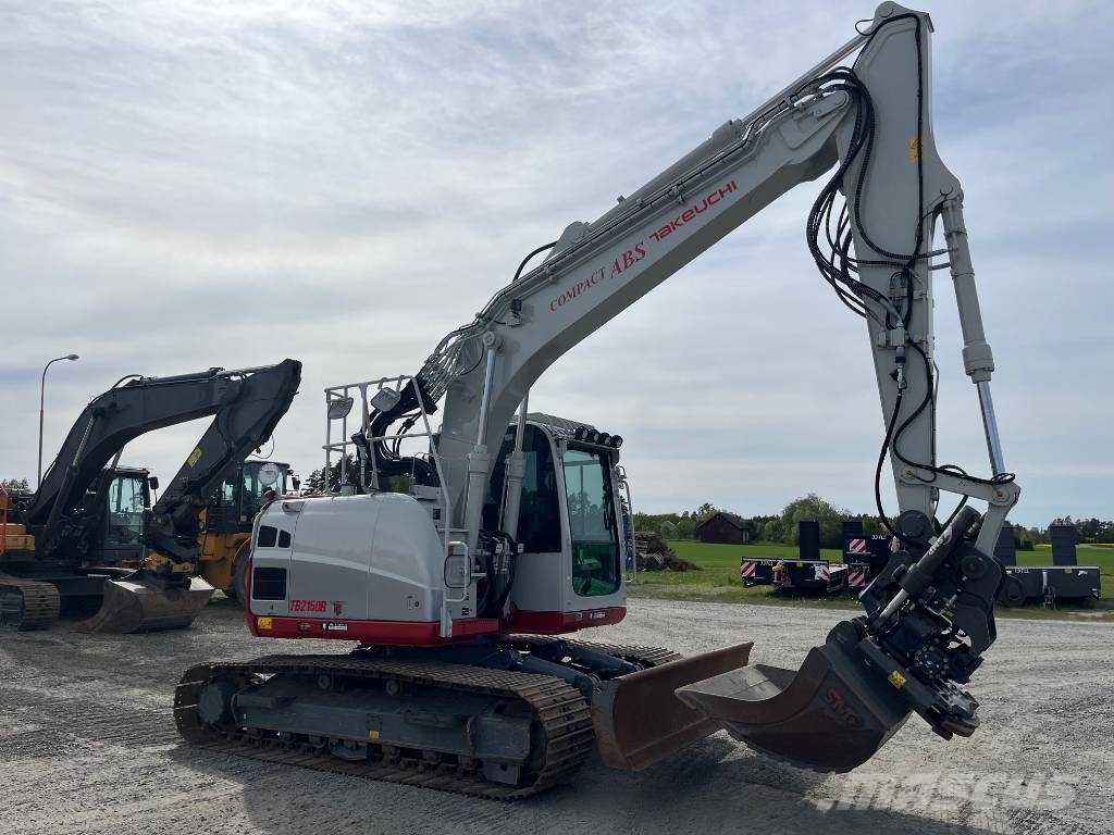 Takeuchi TB 2150 R Paletli ekskavatörler
