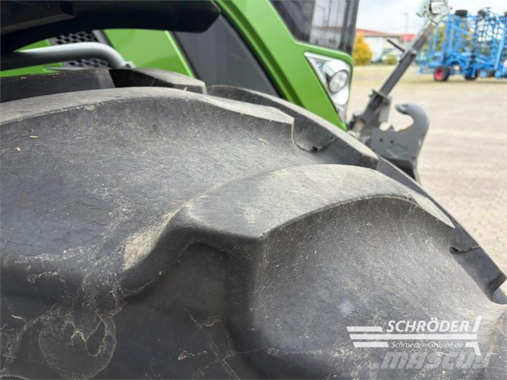 Fendt 724 GEN6 PROFI PLUS Трактори
