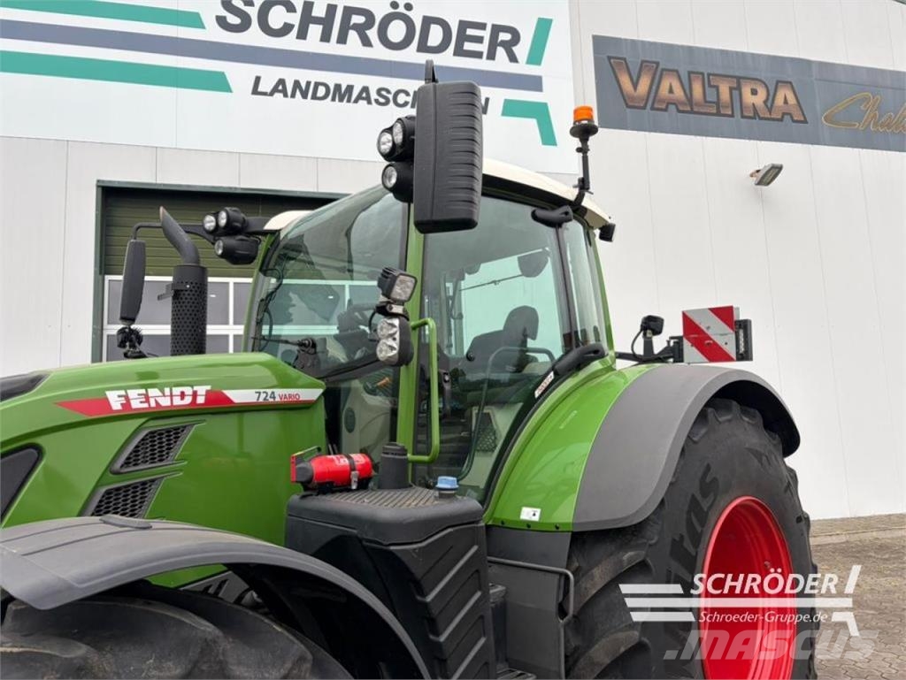 Fendt 724 GEN6 PROFI PLUS Трактори