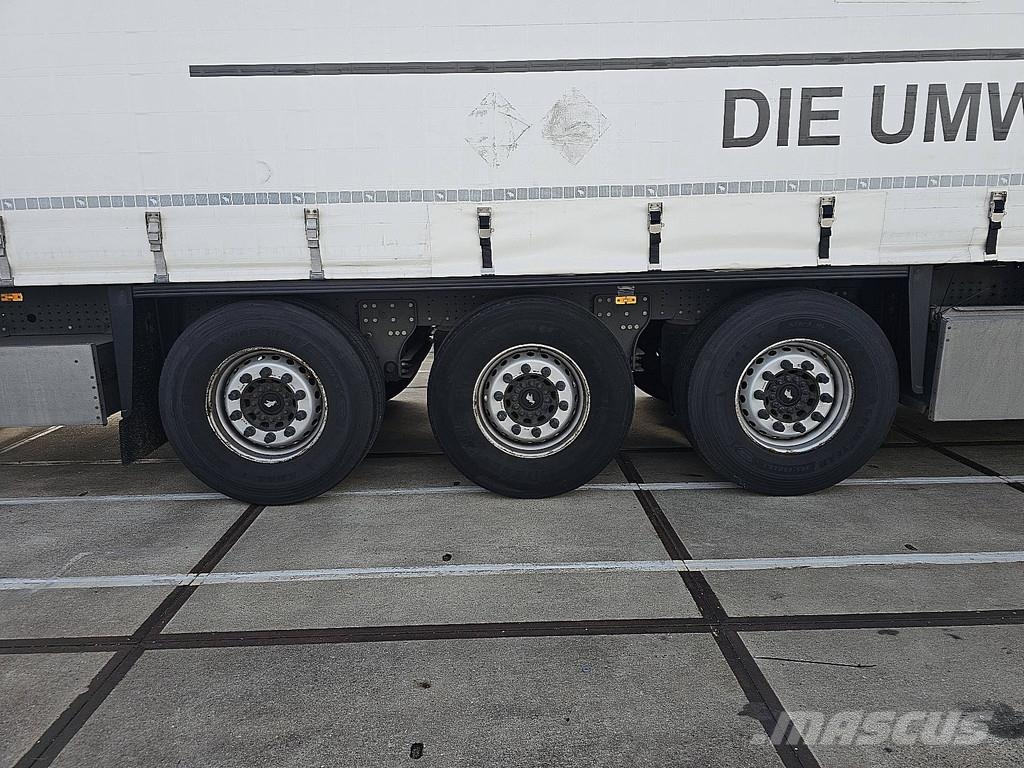 Schwarzmüller SCB*S3T Polprikolice s ponjavo