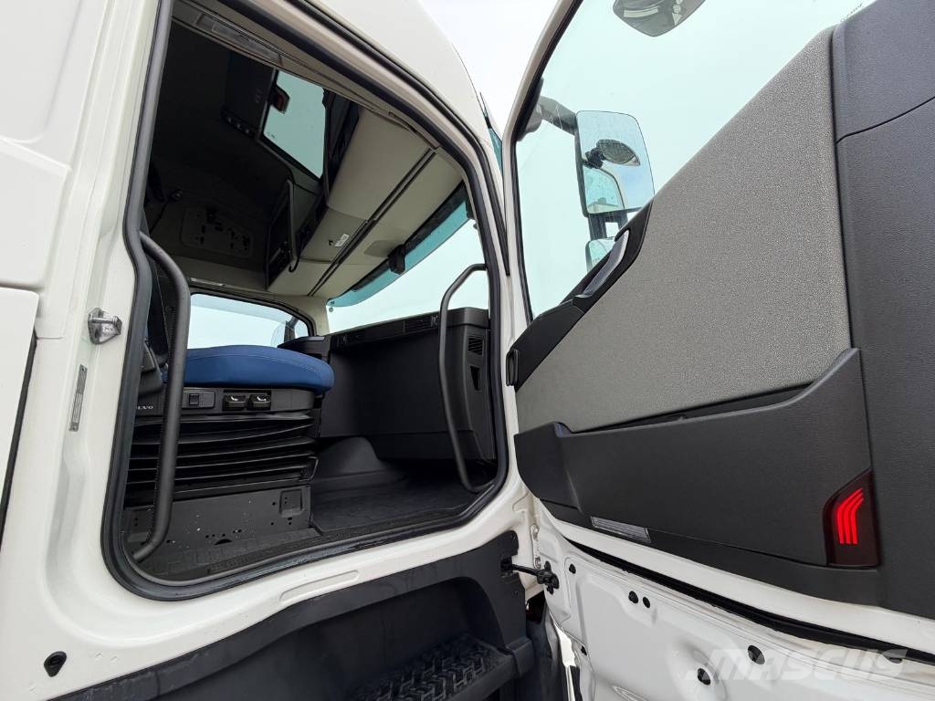 Volvo Volvo FH13 500 6x2 I-Save Facelift Serie nr 8723 Prime Movers