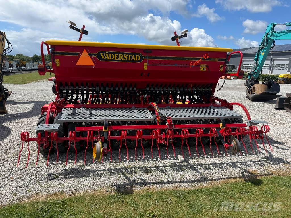 Väderstad Rapid 400 C Perforadoras combinadas