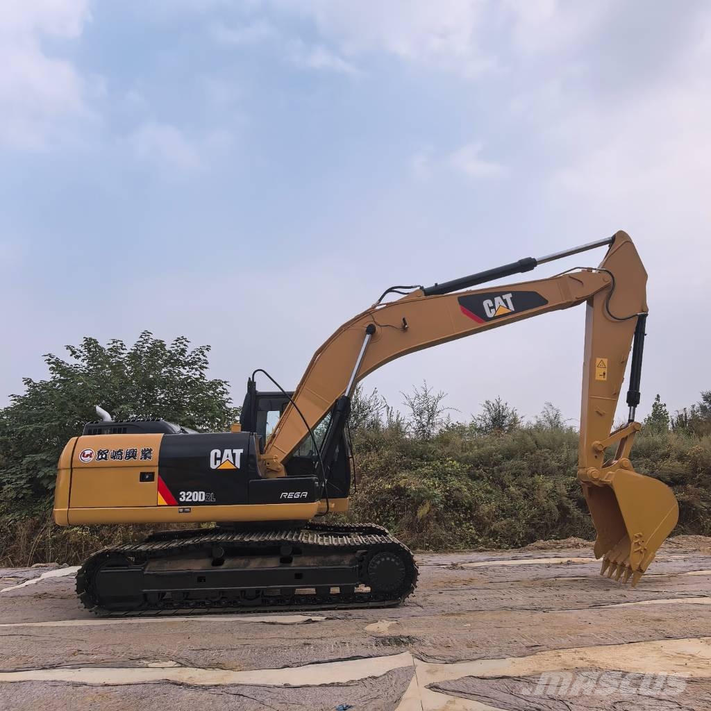 CAT 320 D Гусеничні екскаватори