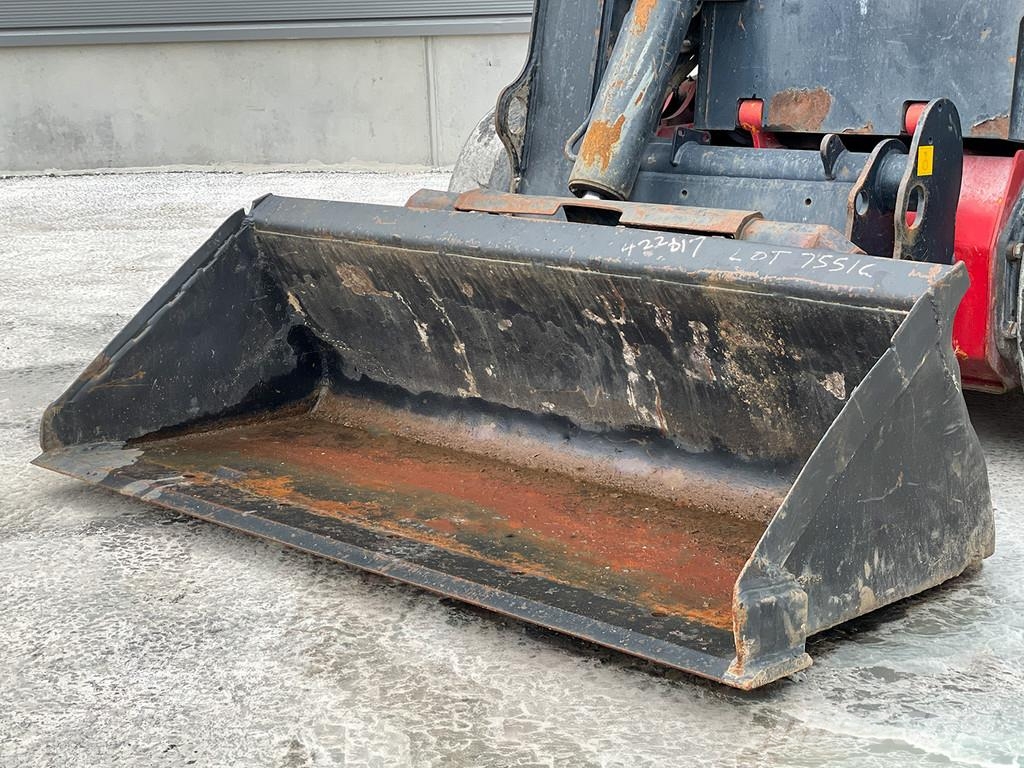 JCB R260 Juontokoneet