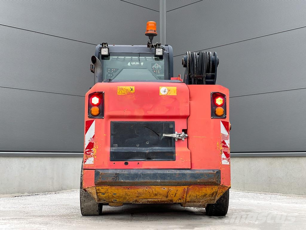 JCB R260 Juontokoneet