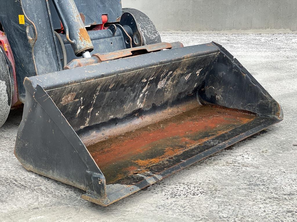 JCB R260 Juontokoneet