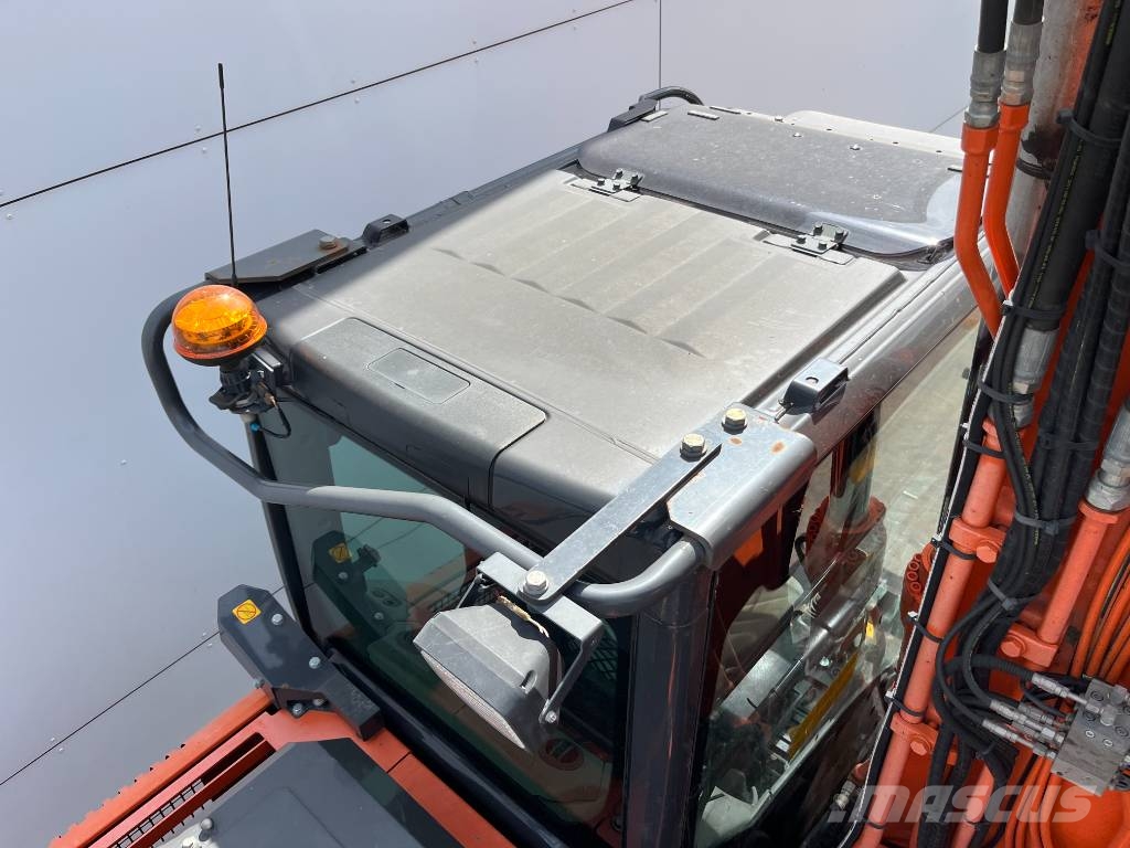 Hitachi ZX140W-6 - Blade / Triple Boom / Auto Greasing Wielgraafmachines