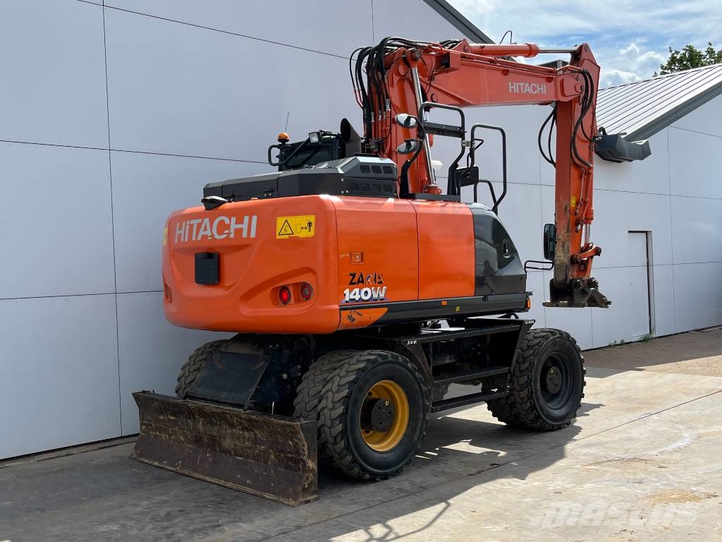 Hitachi ZX140W-6 - Blade / Triple Boom / Auto Greasing Wielgraafmachines