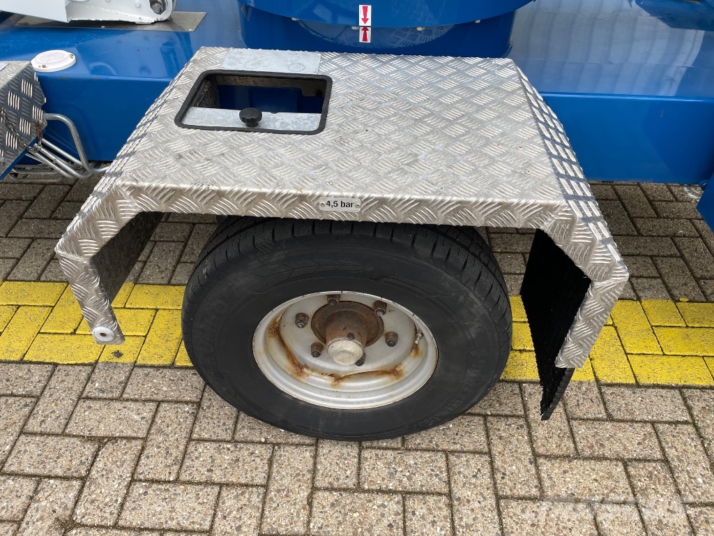 Amak 25 A/T 크레인