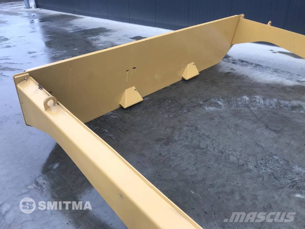 CAT 735- B1N Πτυσσόμενες πόρτες (Tailgates)