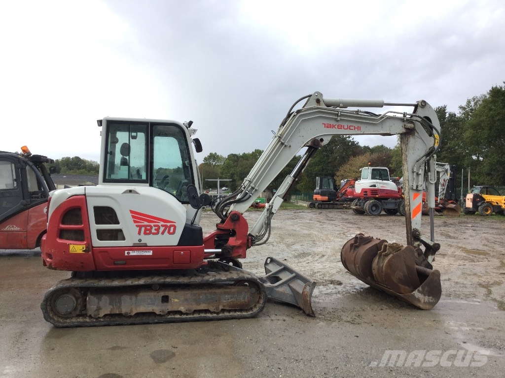 Takeuchi TB 370 Excavadoras 7t - 12t