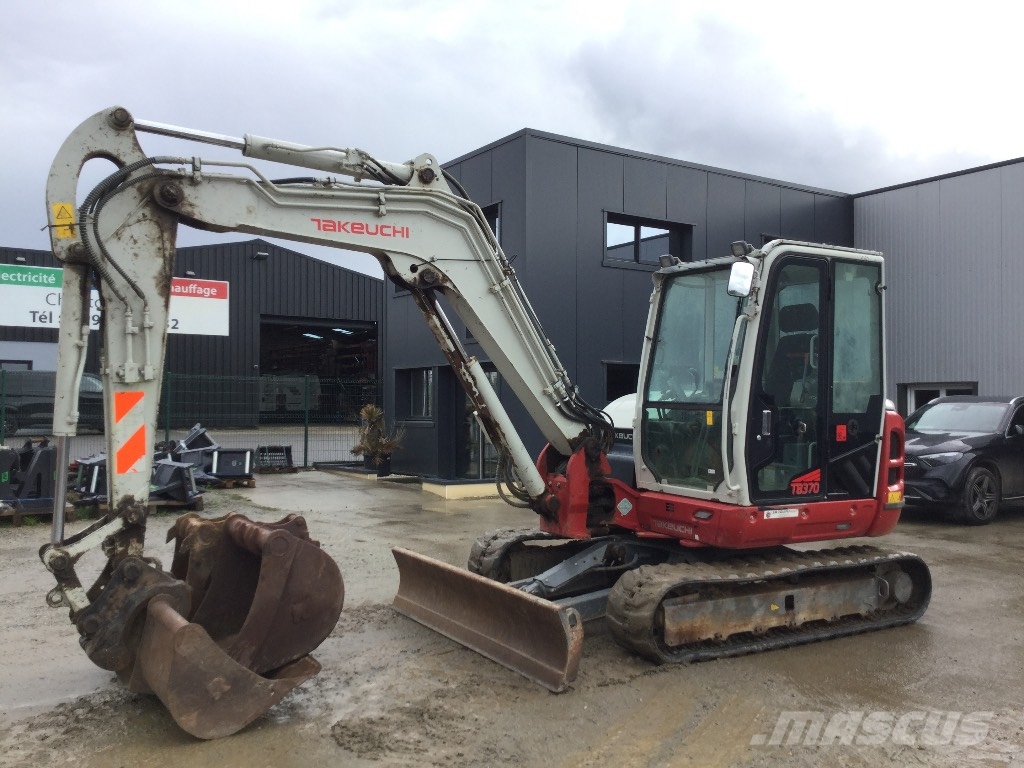 Takeuchi TB 370 Excavadoras 7t - 12t