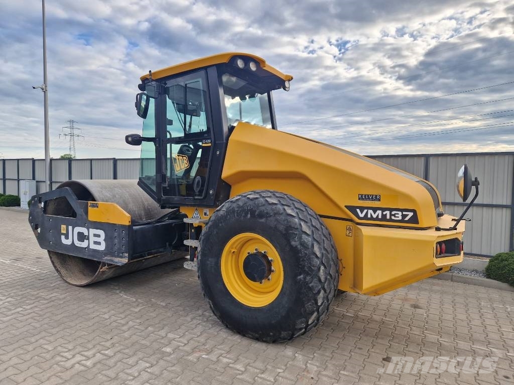 JCB Vibromax Vibromax VM 137 D * 2015r. * soil roller * Single drum rollers