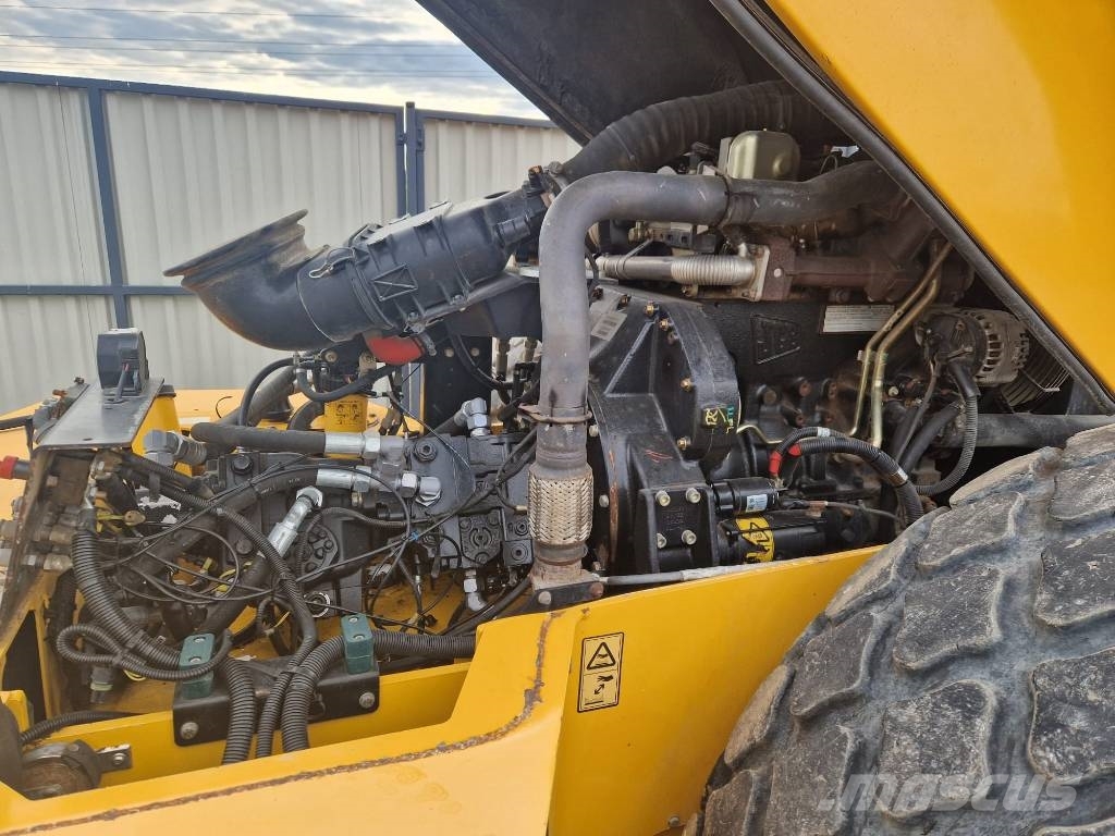 JCB Vibromax Vibromax VM 137 D * 2015r. * soil roller * Single drum rollers