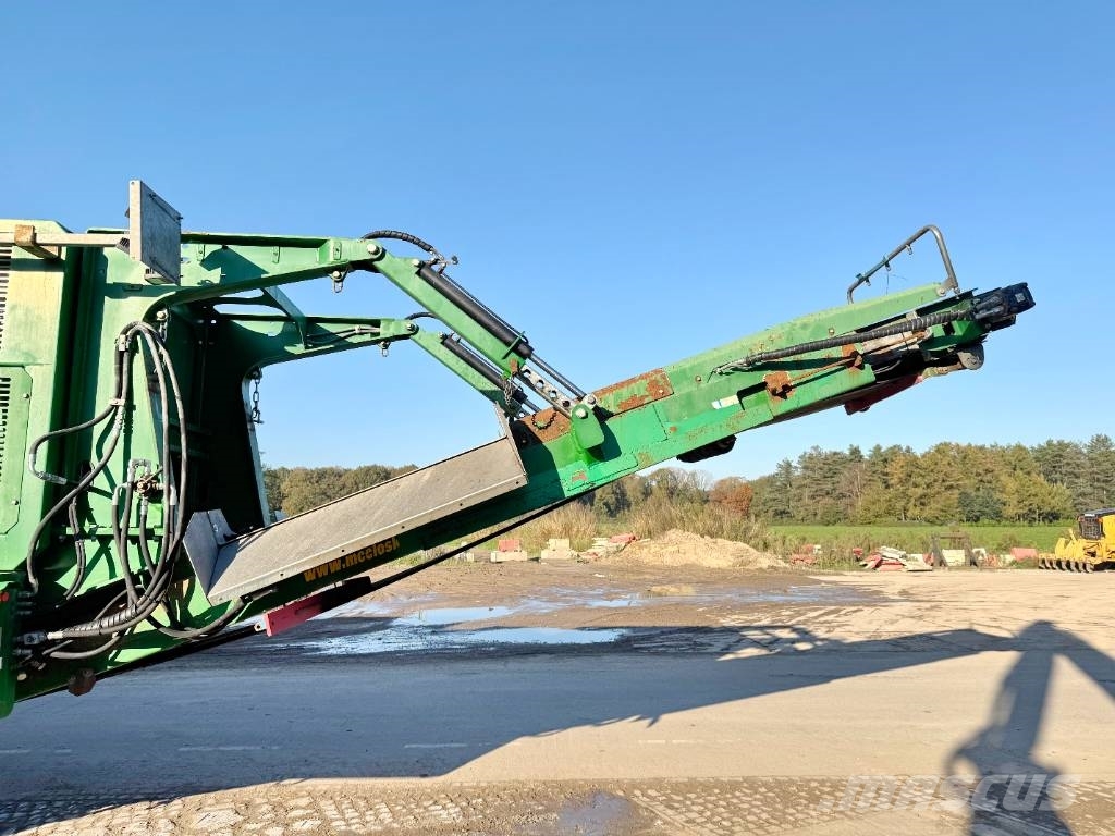 McCloskey J45 JAW Crusher / CE Certified 移动式破碎机