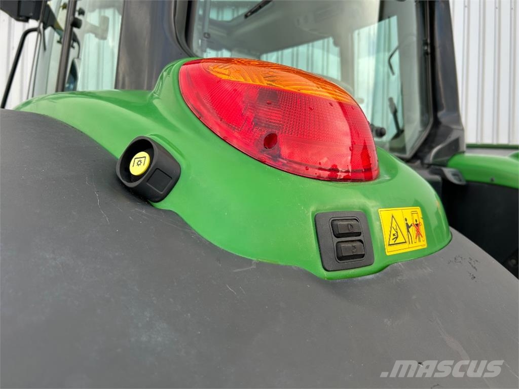 John Deere 6155M Traktorit