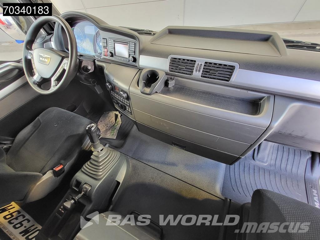 MAN TGX 18.480 4X4 XLX Hydrodrive Vetopöytäautot