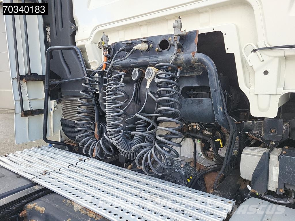 MAN TGX 18.480 4X4 XLX Hydrodrive Vetopöytäautot