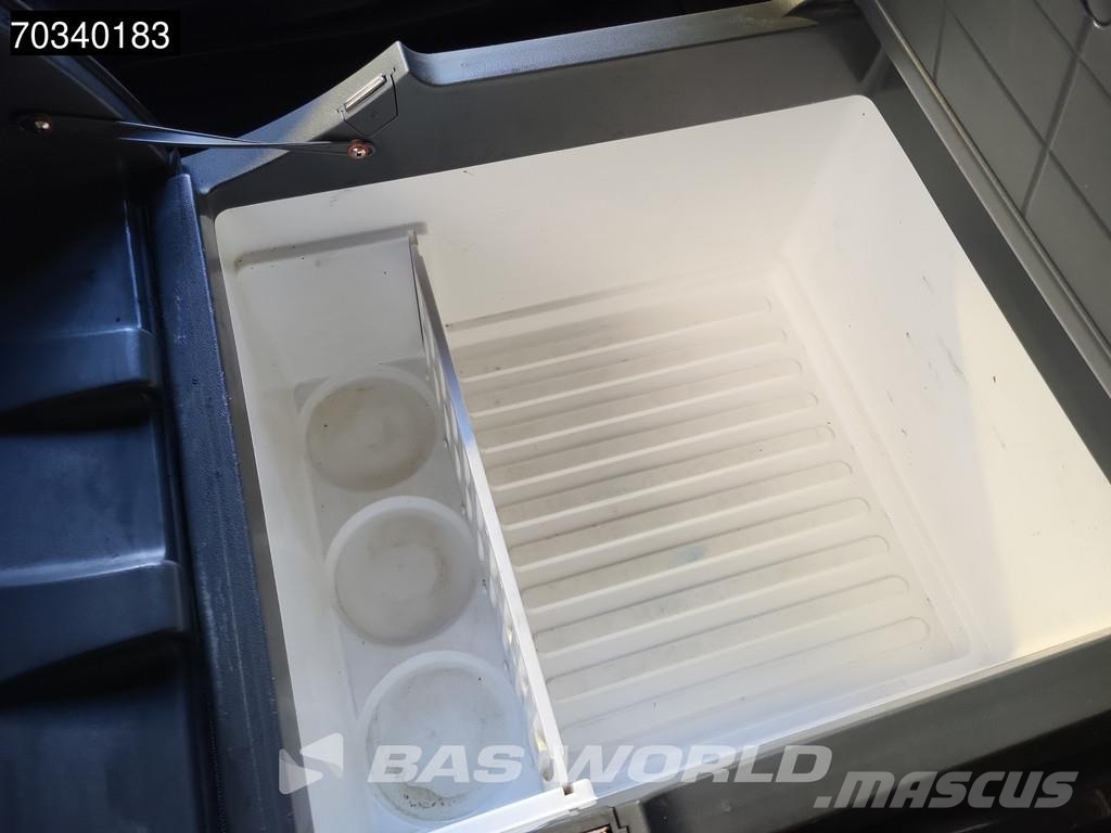MAN TGX 18.480 4X4 XLX Hydrodrive Vetopöytäautot
