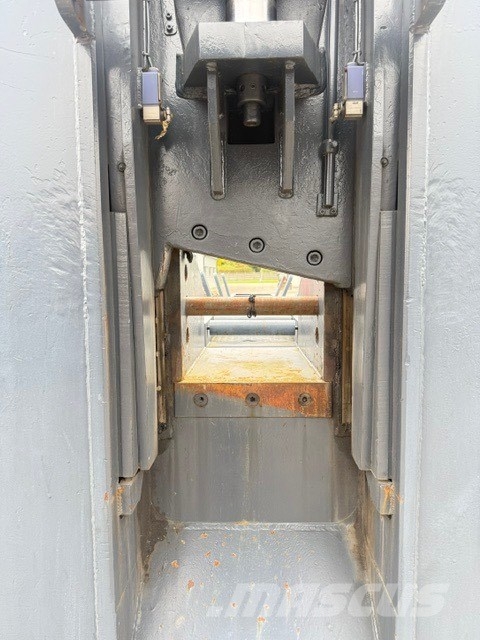 Lefort COREMA LEFORT CITY 80T Tin Baler SCRAB SHEAR Shredders