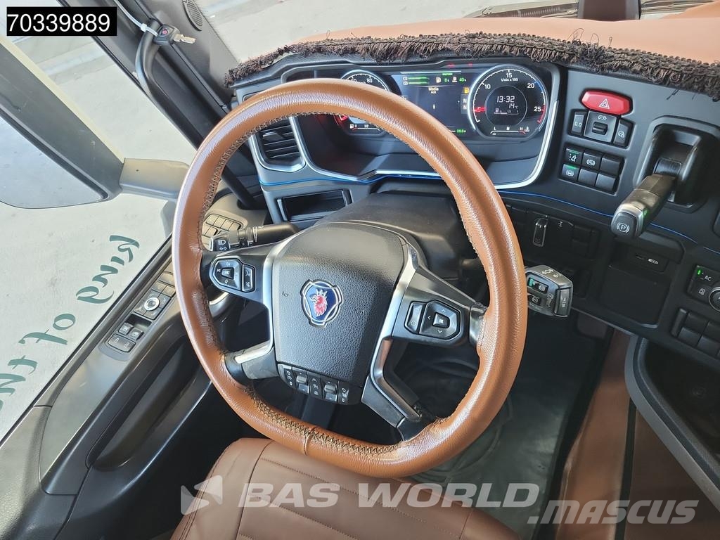 Scania R450 4X2 Retarder 2x Tanks Standklima ACC Navi APK Tahače